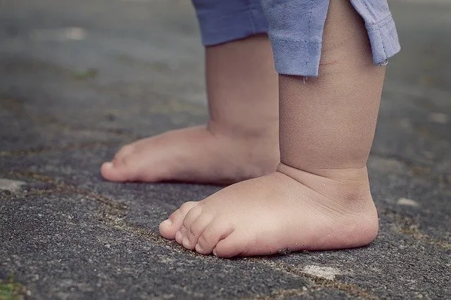 Pierwsze buty do chodzenia dla Twojego malucha